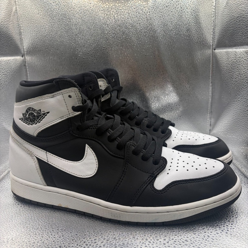 Size 11.5 Nike Air Jordan 1 Hi OG Black/ White Mens Athletic Shoes DZ5485-010